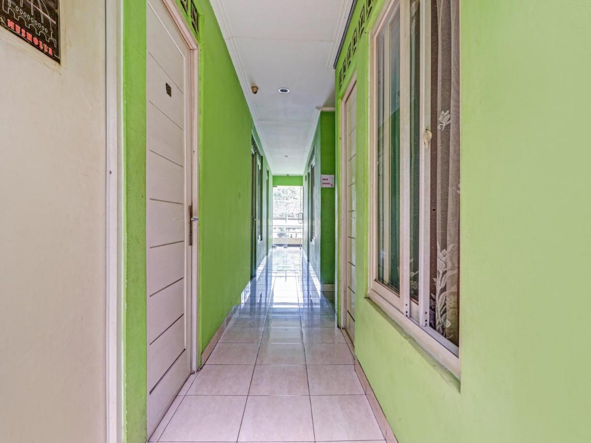 Spot On 90632 Hotel Pelangi Indah Paskal Bandung Exterior foto