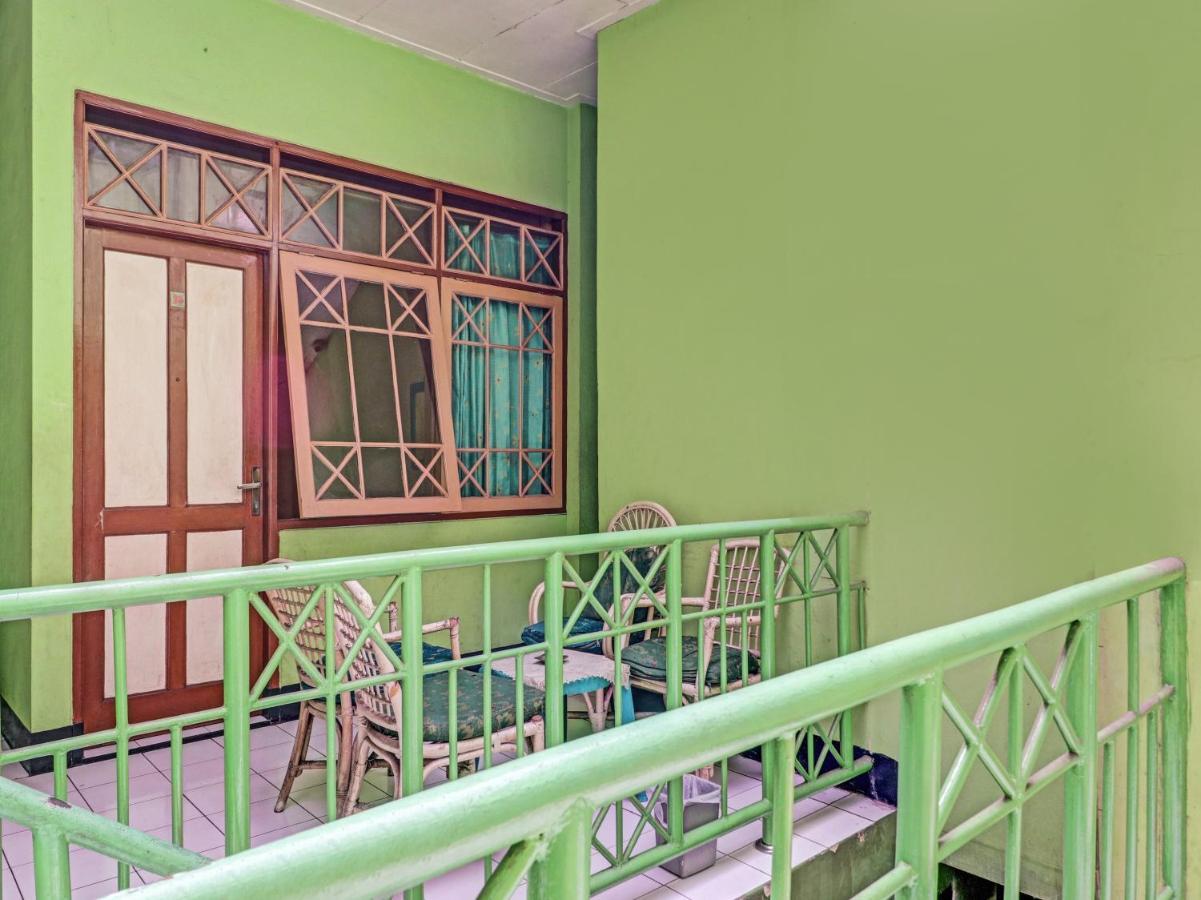 Spot On 90632 Hotel Pelangi Indah Paskal Bandung Exterior foto