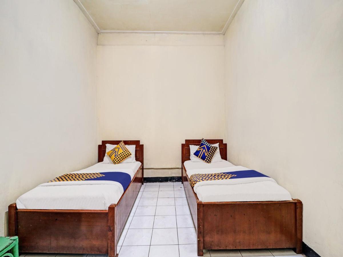 Spot On 90632 Hotel Pelangi Indah Paskal Bandung Exterior foto