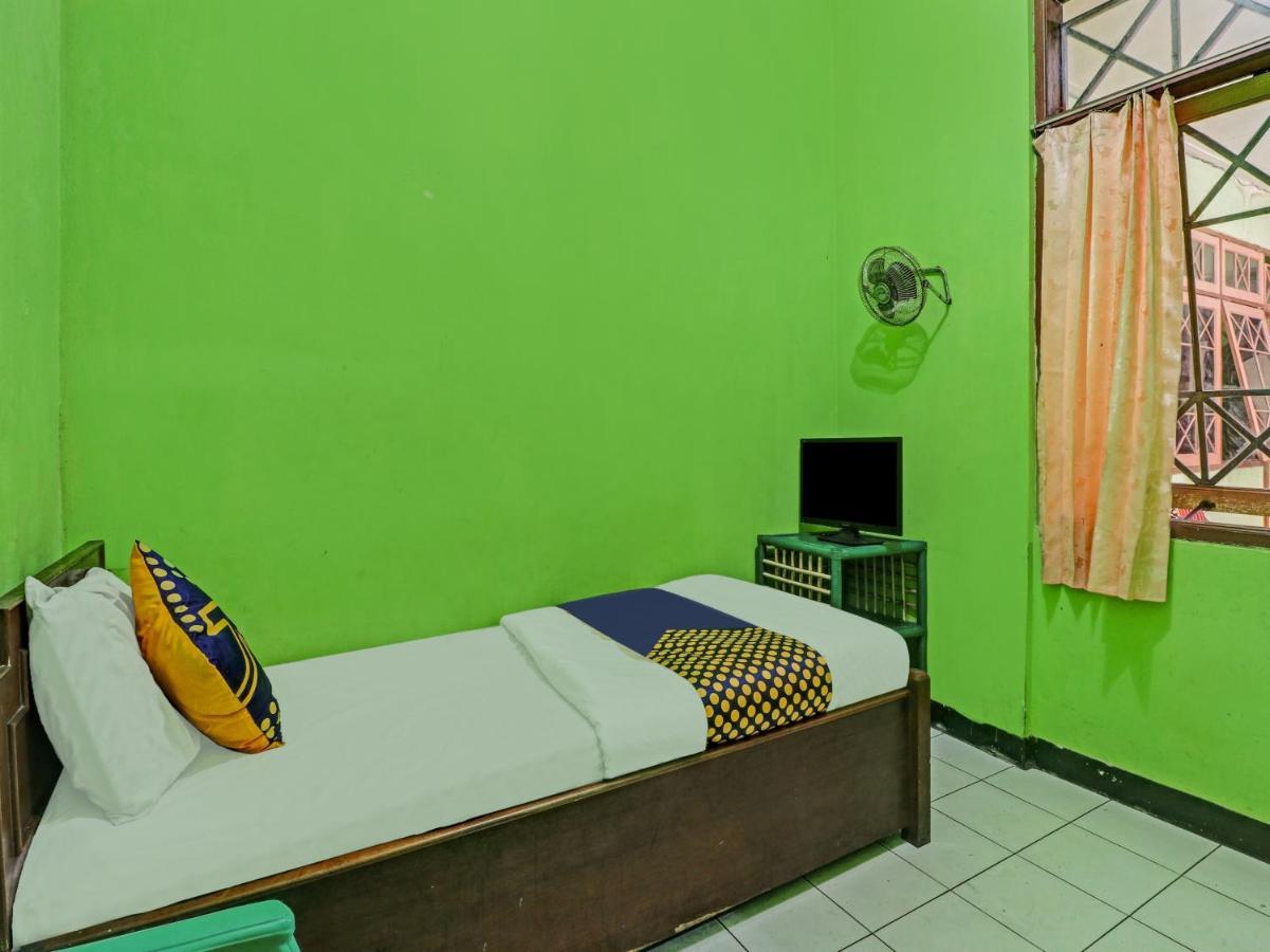 Spot On 90632 Hotel Pelangi Indah Paskal Bandung Exterior foto