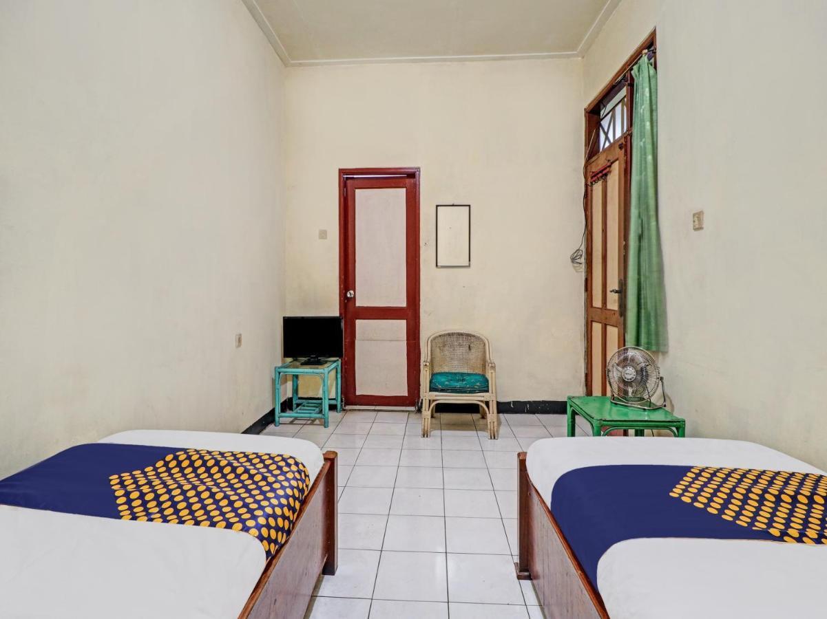 Spot On 90632 Hotel Pelangi Indah Paskal Bandung Exterior foto